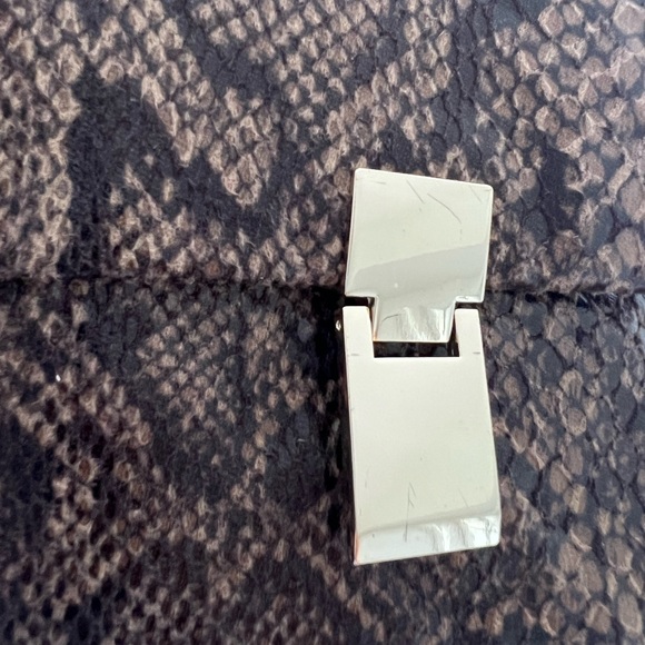 Banana Republic snakeskin envelope bag with chain - Picture 7 of 7